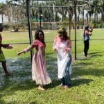 Nushrratt Bharuccha Instagram - Holi ho toh aisi ho! Nahi toh naa ho!! This mad bunch of friends who made it so special!! I love u guys!! @vijal2511 - You crazy, all heart human! Thank you for being who u are in my life! @abhishekpathakk - Yeh dostiiii hum nahi todengee!! @shivaleekaoberoi - oh my god girl!! How have we not met before and done this every weekend!! @ihansika - Ladkiii! Kahan se kaiseee yeh vibe ho gaayi! Too much fun! We have to do more of these! @rishmarochlani - I love u girl! Come on meet me now! @ching.sta @ankit_v_gupta @nishankdoshiii - My partners in all crimes ever!! 🥳