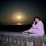 Nushrratt Bharuccha Instagram - Hanging here for the night! #MoonLove Shot on my new IPhone 13 Pro Max 😍 @apple