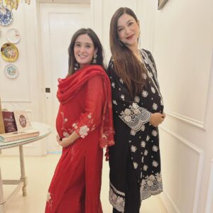 Pankhuri Awasthy Rode Instagram - Blessed Eid! 🌙🤲🏻 🧿

#sharingthisbeautifuljourney
#mumstobe 
#dadstobe #eidmubarak #pregnancy #phase #love #bump
