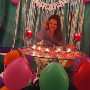 Parul Chauhan Instagram - Janam din ki bhut bhut badhaiya Shilps 
Muskurati chilchilati mast bus aise hi rah duniya ghoom enjoy Kar tere Sare sapne poore ho tere ye dost tere Sath hai MERI jhalli dost 💓💓💓💓💓
Many many many many many many many many many many many many many many many many many many many happy returns of the day happy happy wala birthday MERI Jaan  @shilpa_s_raizada 💕💕❤️❤️💞💞❤️❤️❤️💕💕💕❤️❤️💞💞💞❤️❤️❤️❤️😘😘😘😍😍💗💃💃💃🤩🥰🥰🥰💘💘💓💓💓🍎🍎🍎