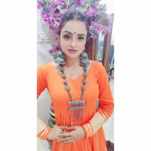 Parul Chauhan Instagram - Thnk u so much @sai_collection2020 
For this beautiful set💕💕💕💕💕💕 guys follow her page n get more amazing stuff....