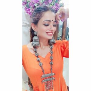 Parul Chauhan Instagram - Thnk u so much @sai_collection2020 
For this beautiful set💕💕💕💕💕💕 guys follow her page n get more amazing stuff....