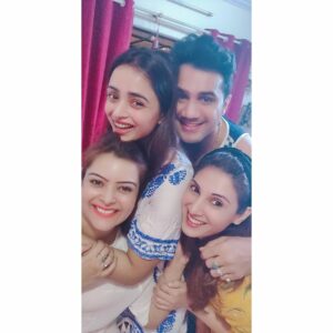 Parul Chauhan Instagram - Thank you so much for the wonderful surprise and making my birthday special ...
@justchiragt
@shilpa_s_raizada 
@tia.gandwani 
Thanks to all my fans and friends for wishing me ☺️☺️ God bless
Dil se shukriya aap sabhi Ka...
Mere pas shabd nhi hai Etne sare wishes Etna Sara pyar ap sabka bus yahi to Chahiye mujhe love u oll guys ❤️❤️❤️❤️❤️❤️❤️just keep loving me the way u guys did always ❤️😘
