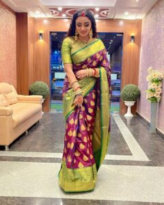 Parul Chauhan Instagram - Saree means simplicity and sophistication
❤️❤️❤️❤️❤️❤️

📸 @avanisoni18 

#sareelove #saree #sareelovers #sareesofinstagram #sareefashion #sarees #sareedraping #fashion ...