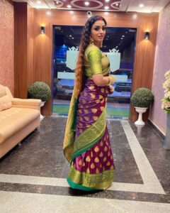 Parul Chauhan Instagram - Saree means simplicity and sophistication
❤️❤️❤️❤️❤️❤️

📸 @avanisoni18 

#sareelove #saree #sareelovers #sareesofinstagram #sareefashion #sarees #sareedraping #fashion ...
