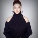 Payal Ghosh Instagram - Gentle sweet, Your wits makes wise things foolish. 🖤🖤 #love