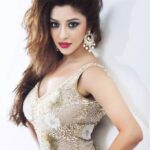 Payal Ghosh Instagram - Better a witty fool than a foolish wit...🖤🖤 #love
