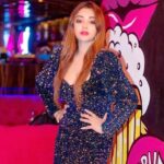 Payal Ghosh Instagram - She's a Queen, her soul is royalty 🖤🖤 ,#live #laugh ,#love @bombaydrunkyard