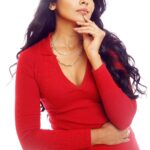 Pooja Sawant Instagram - Let’s go live tomorrow on my special day 🌸 5 pm Instagram live 🙌🏻 #instagram #poojasawant #instagramlive #joshmarathi #joshapp #joshappofficial