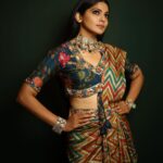 Pooja Sawant Instagram - Go green 💚 Meet team vijeta in big boss Marathi on @colorsmarathi tonight 9:30 pm ‘ विजेता’ पुन्हा एकदा सज्ज 🏃🏻‍♀️ Releasing in theatres on 10th December Pic courtesy- @shruu_t Assisted by @dadhi_wala @mhatreom Styling - @prachethestylist Outfit - @label_nechi Jewellery- @the_bling_girll @offbeatmediain