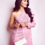 Pooja Sawant Instagram - 🌸 Styled by @prachethestylist Assisted by @namratastyles Outfit @weavingcult Jewelry @blingvine Bag @thelittleshopbymegha