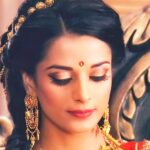 Pooja Sharma Instagram – …and then she learnt how to be a PRINCESS 👸  #draupadi #yagyasaini #mahabharat #samragi