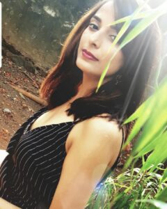 Pooja Sharma Instagram - Can write a very good caption...but i won't 😝🤭😝