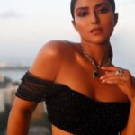 Pranutan Bahl Instagram - girl boss ☀️💛