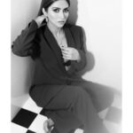 Pranutan Bahl Instagram - colour is everything..black & white is more 📱🖤