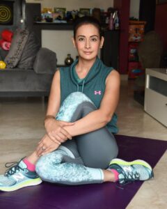 Preeti Jhangiani Instagram - Relax first... Be one with yourself.. And then start the day
#mondaymotivation #beatthosemondayblues 
#relaxation #solitude #peace 
photo by @sabadphotovideo 
camera by @nikonindiaofficial #nikon #nikonz7 #nikonphotography