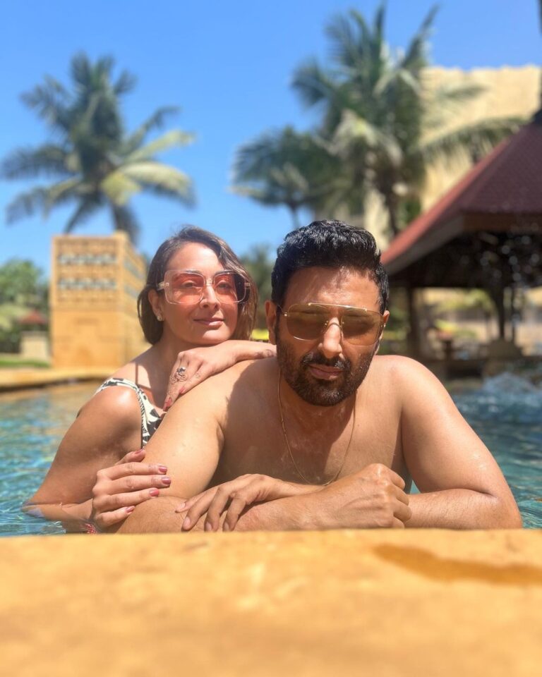 Preeti Jhangiani Instagram - Happy 15th Anniversary to us baby ❤️ @dabasparvin JW Marriott Mumbai Juhu