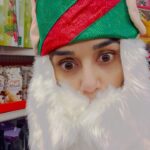 Preity Zinta Instagram - There is always something special about Christmas ❤️ The end of the year, the excitement of setting up the Christmas tree and the curiosity about the wrapped gifts, family coming together & the wait for snow. This year has flown by and before the new year begins I wanted to take the opportunity to wish you all Happy holidays filled with love, light and togetherness 😍 #happyholidays #Ting