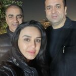 Preity Zinta Instagram - Bhai Bhai ❤️❤️ #ting