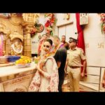 Preity Zinta Instagram - Back in Mumbai …. Back at Siddhivinayak temple ❤️ Wow ! It was amazing to be able to attend the aarti there & feel rejuvenated after a brutal flight. A big thank you to everyone 🙏 at the temple for making us have such amazing darshan. दिल और आत्मा दोनों को शांति मिल गई 🛕❤️🙏 #ting