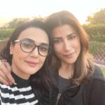 Preity Zinta Instagram - ये दोस्ती हम नही तोड़ेंगी, तोड़ेंगे दम अगर तेरा साथ ना छोड़ेंगे ❤️❤️ When you know someone since you are 7 years old & she still is your best friend today - then you are both blessed with the gift of true friendship 😍 Here’s to friendship, love n laughter today & always ! #ting #bestfriends #delhidiaries Delhi, India