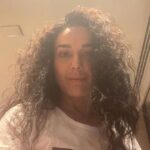 Preity Zinta Instagram - ✨❤️🤗 #mood #ting Dubai,UAE.
