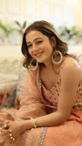 Priyal Gor Instagram - @ambraee_  x @dinky_nirh