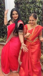 Priyanka Nalkari Instagram - Strong women don’t have attitudes, they have standards & boundaries ❤️ 

#reels #reelsinstagram #reelsvideo #reelitfeelit #reelsindia #reelkarofeelkaro #reelsviral #reelslovers redsaree #lovesarees #designersarees #bridalsaree #jewelry 

@nalkarpriyanka @madz_makeover @suganyababu