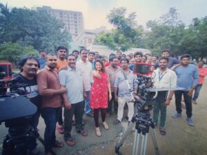Priyanka Nalkari Instagram - En Life la indha 4+ years marakka mudiyadha Journey! Oru Vaathai kuda Tamil theriyama inga vandha enna, neenga ellarum enna unga veetu ponna ethukitteenga! 

Indha 4+Years la, Neraya Neraya Love and Affection enakkaga neenga ellarum kuduthurkeenga! Ungaloda anbuku naa enna seiya poren nu theriyala, but I feel blessed for all this Love!

I would like to thank Saregama and Sun TV for believing in me giving me this Opportunity, to be ROJA, not only in the Serial, but in All Your Hearts! 

Nerya Nalla Nyabgangaloda, Neraya Nalla Ullangaloda Anbu, Aaseervadhathoda, I'm Signing Off as Roja!

Idhu Mudivilla! Innoru New Beginning than! Will see You all Soon!

Endrum Anbudan
PRIYANKA NALKARI # ROJA🙏🌹