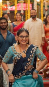 Priyanka Nalkari Instagram - சீதா on the Way..! 🥳🥳

சீதா ராமன்... விரைவில்...

இது நம்ம டைம்... இனி அழகான டைம்...

#SeethaRaman #IthuNammaTime #IniAzhaganaTime #comingsoon #newserial #Zeetamil @nalkarpriyanka @jay_dsouza_official @akshitha_bopaiah @reshmapasupuleti