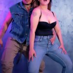Rakhi Sawant Instagram - Let’s find where is @rakhisawant2511 ka Dupatta? 💃🏻😉 . #feelitreelit #feelkaroreelkaro #trending #rakhisawant #dance #viralbhayani