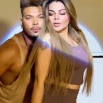 Rakhi Sawant Instagram - Hume Nachne ka Shaunk tha 🕺🏼 @rakhisawant2511 ko nachana ata tha 💃🏻 . #feelitreelit #feelkaroreelkaro #trending #sanak #rakhisawant #eshanmasih . @viralbhayani