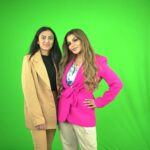 Rakhi Sawant Instagram - My Friend @rakhisawant2511 visits England 🏴󠁧󠁢󠁥󠁮󠁧󠁿 once again! And without a doubt enjoyed her visit. Thank you for all the Love Rakhi ji💗! Swipe for behind the scenes pic 😅 📸 @britasiatv Rakhi Ji Hair & Makeup by @parmsrai_hairandmua #rakhisawant #britasiatv #savitaarya #insta #bollywood BritAsia TV