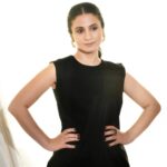 Rasika Dugal Instagram - ♠️ Outfit: @ampmfashions Jewellery: @finefinery_store MUA: @mayura_makeup_hair Hairstyling: @swapnilkashid_ Styling: @who_wore_what_when 📸: @rishabhkphotography