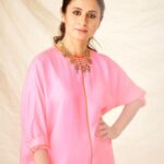 Rasika Dugal Instagram - 🩷🩷 Outfit: @raw_mango Jewellery: @amrapalijewels HMU: @mayura_makeup_hair Styling: @who_wore_what_when 📸: @rohnpingalay