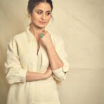 Rasika Dugal Instagram - 🪶 Outfit: @ampmfashions Jewellery: @e3kjewelry @aditi_bhatt @minerali_store @ascend.rohank Styling: @dhruvadityadave HMU: @mayura_makeup_hair 📸: @gohil_jeet Assisted by: @anjalibiyani_