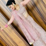 Reema Vohra Instagram - 🪔🪔Deepaavali aur naye varsh ki hardik shubhkamnaen 🪔🙏🏻🙏🏻 . . . . . . . . . . . . . . . . . . . . . . . . . . . . . . . . . . . . . . #diwali2022 #diwalioutfit #diwali #diwalipost #diwalivibes #diwaliphotography #pinkoutfit #pinklehenga #pink #beautifulgirl #indiangirls #indiangirl #indianwear #usaindian #usaindians #ukindians #nri #canadaindians #miamiblogger #miamilifestyle #miamifeet #hot #festivevibes #festiveseason #💕 #indiancouture #uaemallu #malluhot #gorgeous #nails . . . . . . . . . . . . . . . . . . . . . . . . . . . . . . . . . . . . . .