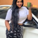 Reshma Pasupuleti Instagram - New month New energy New possibilities New opportunities New growth Happy Thursday 🖤🤍