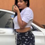 Reshma Pasupuleti Instagram - New month New energy New possibilities New opportunities New growth Happy Thursday 🖤🤍
