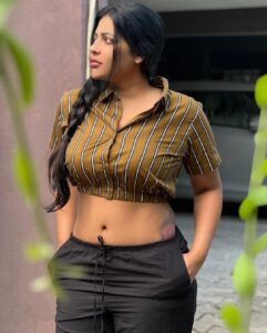 Reshma Pasupuleti Instagram - The secret of a great style is to feel good in what you wear #comfort #lifestyle #love#peace #smile #keepgoing #shootmode