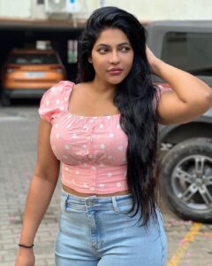 Reshma Pasupuleti Instagram - Respect your body when it’s asking for a break. Respect your mind when it’s seeking to rest. Honor yourself when you need a moment 🌸 happy morning stay blessed💞