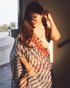 Rhea Chakraborty Instagram - साड़ी -@rarstudio_official , photography -@shaikhhamza_photography  #rheality