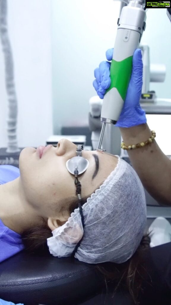 Rimi Sen Instagram - Exclusively available at @queensbydrumaira®️ One of our favorite session 😷 Treatment: Quanta Laser 🎯 Purpose: For skin brightening and detan 👓 How it works : The procedure is very popular for treating hyperpigmentation, melasma, chickenpox scars. 📞 Phone: +91 9324582503 📬 Email: queensbydrumaira@gmail.com 📍 Location: Crystal Mall, 211, New Link Rd, Andheri West, Mumbai, Maharashtra 🎉 Results: after a week 🕜Time it Takes: 1hr 💣 Caution: Must be performed by an experienced provider Always consult your healthcare professional for specific advice related to your medical conditions and treatment, including all risks and potential benefits of undergoing this treatment. Only your healthcare professional can assess whether you are an appropriate candidate for this procedure #skinlightening #skin #skincare #clearskin #healthyskin #skincare #transformation #makeover #skindocter #docter #erbiumyag #reelinstagram #explorepage #reels #reel #trendingreels #instagram #instareels #reelsinstagram #reelkrofeelkro #reelindia #trend #viralvideos #viralreels #bts Queens by Dr. Umaira