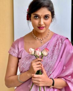 Rinku Rajguru Instagram - ❤️🌸🌈
Pic @mohamadarifmulani