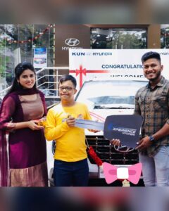 Rithika Tamil Selvi Instagram - To own a car is everyone’s dream… was mine too… And today my dream came true bcz of all ur love & support and with Almighty’s blessing 😇🙏🏻work hard until u reach ur goal. One day god ll help us reach where v want to be. Feeling happy & blessed 😇 
Love u all people ❤️✌️
.
.
.
Moments captured by @raghul_raghupathy 
.
.
.
.
.
#rithika #tamil_rithika #rithikavijaytv #vijaystars #vijaytelevision #mycar #myfirstcar #mynewcar #hyundaivenue #rithikatamilselvi #tamilselvi_rithika