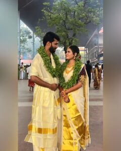 Rithika Tamil Selvi Instagram - Finally… !! MRS.VINU with god’s grace🙏🏻need all ur love & blessings to us ❤️😇🙏🏻

#rithika