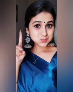 Rithika Tamil Selvi Instagram - We are 1Million big family now😍thank you each & everyone for all the love and support that u are showering on me... Love u all 🙏❤
. 
. 
. 
. 
. 
. 
. 
Saree @the_apparelstores

Blouse designer @saleemakamal 
. 
. 
. 

#Rithika #tamil_rithika #1million #1millionfollowers #vijaytvactress #vijaystars #rithikavijaytv #rithikacookwithcomali #rithikacwc #cookwithcomalirithika #cookwithcomaliseason2 #Amirthabaakiyalakshmi #amirtha