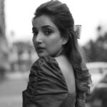 Rupali Bhosale Instagram - Wide Awake But Stuck Inside A Dream ~ RuMi ~ Makeup @mhatresameer60 Hair @ruksar__99 Clicked @miss_canon_21 . . . . . . . #LifeIsBeautiful #Rumi #FeelLife #PositiveVibes #InstaPic #PhotoShoot #BlackAndWhite #Friday #FridayVibes #Ootd #RupaliBhosle #RockingRupali #RupaliWinningHearts #KeepLoving #Sanjana #StarPravah #AaiKutheKayKarte 🧿