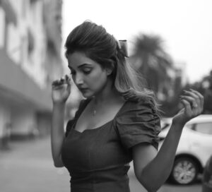 Rupali Bhosale Instagram - Wide Awake But Stuck Inside A Dream

~ RuMi ~ 

Makeup @mhatresameer60 
Hair @ruksar__99 
Clicked @miss_canon_21
.
.
.
.
.
.
.
#LifeIsBeautiful #Rumi #FeelLife #PositiveVibes #InstaPic #PhotoShoot #BlackAndWhite #Friday #FridayVibes #Ootd #RupaliBhosle #RockingRupali #RupaliWinningHearts #KeepLoving  #Sanjana #StarPravah #AaiKutheKayKarte 🧿