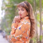 Rupali Bhosale Instagram - 🌟 Main Heroine Hoon 🌟 YOUR HEART KNOWS THE WAY, RUN IN THAT DIRECTION. ~ RuMi ~ Hair by @ruksar__99 Makeup by @mhatresameer60 Video by @miss_canon_21 Dress by @urbanic_in . . . . . #LifeIsBeautiful #Rumi #FeelLife #PositiveVibes #FeelItReelIt #Video #TrendingReels #Friday #FridayVibes #InstaReel #Ootd #RupaliBhosle #RockingRupali #RupaliWinningHearts #KeepLoving #Sanjana #StarPravah #AaiKutheKayKarte 🧿